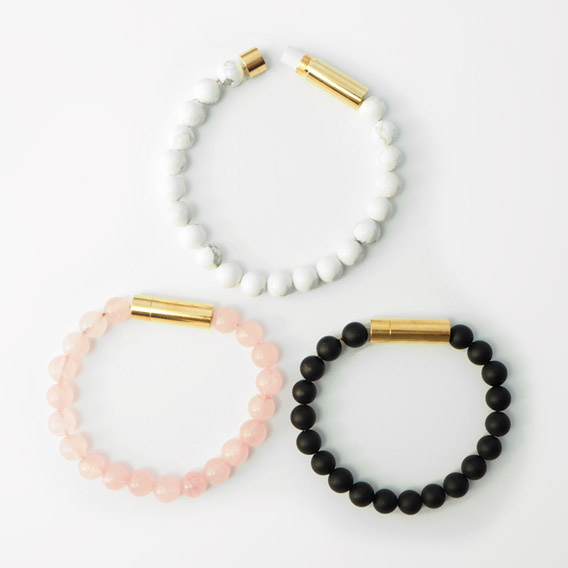 Wunscharmband mit Versteckkapsel für Botschaften aus Rosenquarz – Bild 3