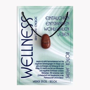 Roter Jaspis Trommelstein Anhänger gebohrt Wellness auf großer Karte für Sternzeichen Widder