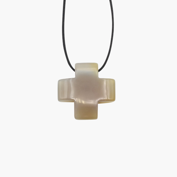 Gleichschenkeliges Kreuz aus Achat