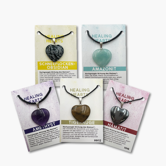 “Healing Hearts” Herz Anhänger auf kleiner Karte